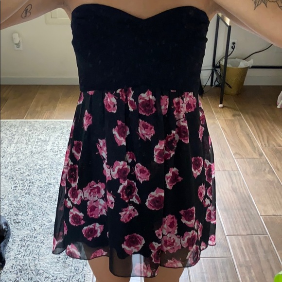 Strapless Floral Dress - Picture 3 of 3